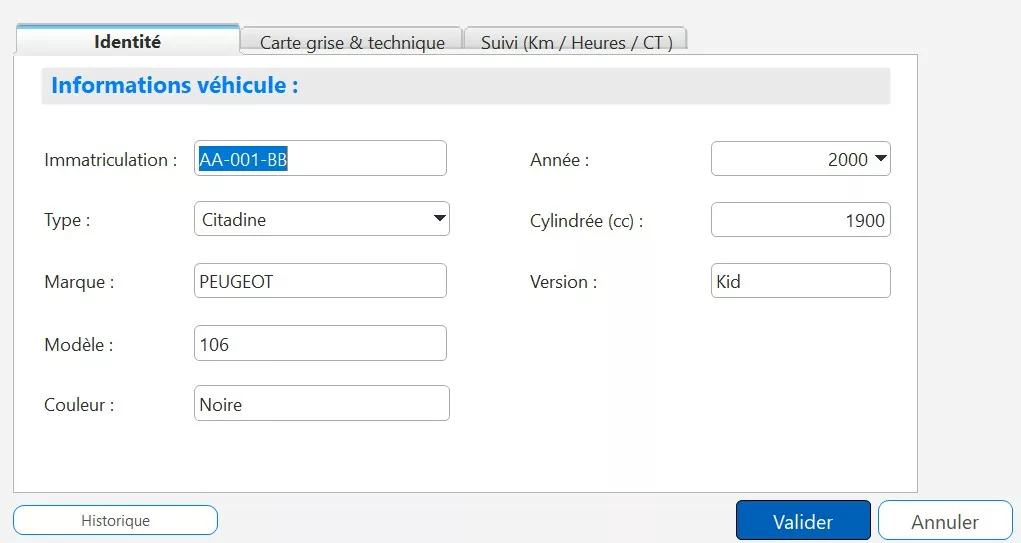 Premier onglet Identité de la fiche véhicule dans Free Devis Factures, avec immatriculation, type, marque, modèle, couleur, année, cylindrée et version.