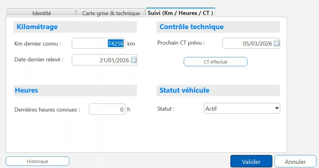 Onglet Suivi de la fiche véhicule dans Free Devis Factures, avec kilométrage, date du dernier relevé, prochain contrôle technique, heures connues et statut du véhicule.